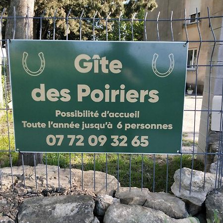 Le Gite Des Poiriers Uzes Exterior photo